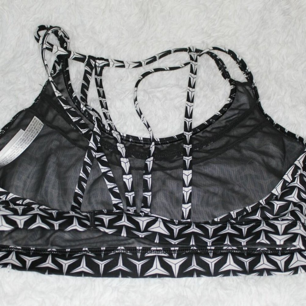 ✨2/$20 Victoria Sport Victoria's Secret Sports Bra Wireless Small H10596 - Picture 3 of 5